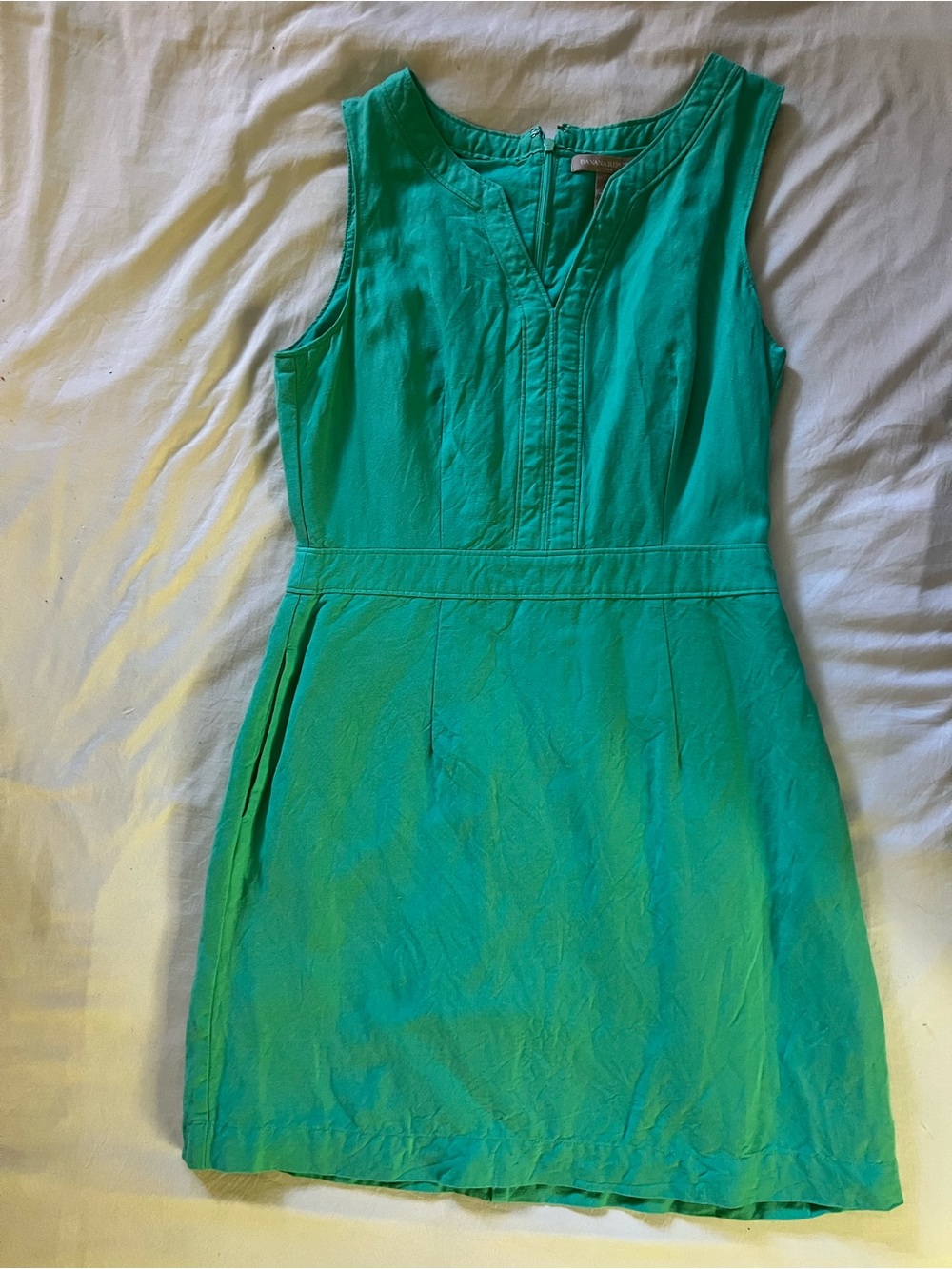 Banana Republic Women’s Classic Sleeveless Teal Shift Dress